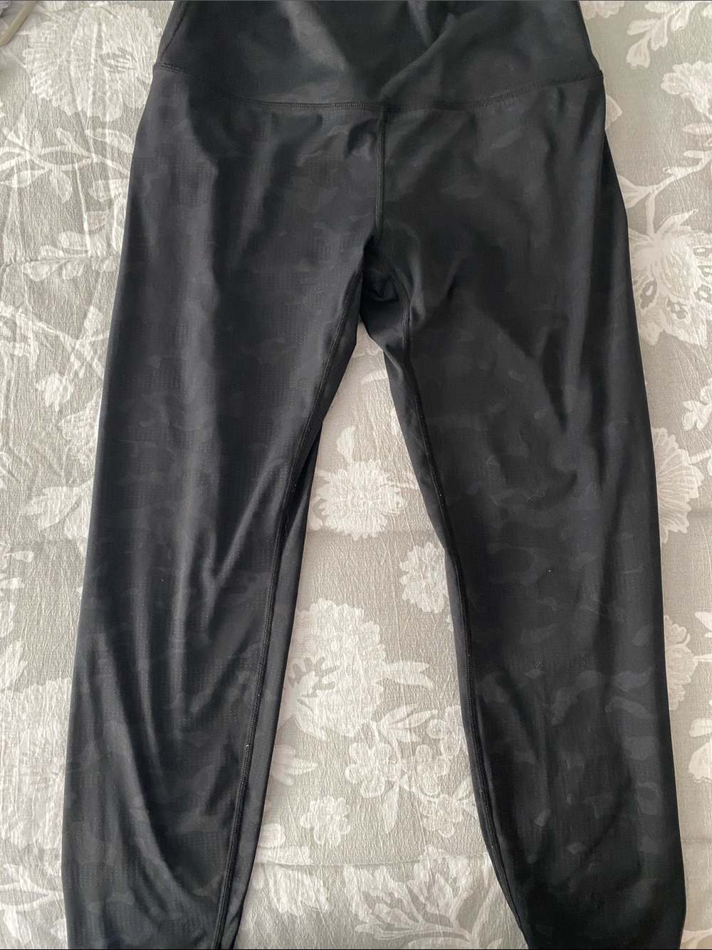 ZYIA Womens Black Camo Leggings